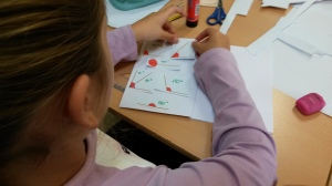 Elaborando nuestros cuadernos de geometría